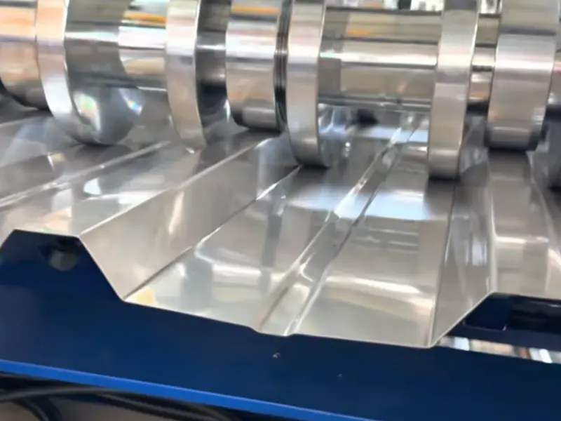 roofing sheet machine